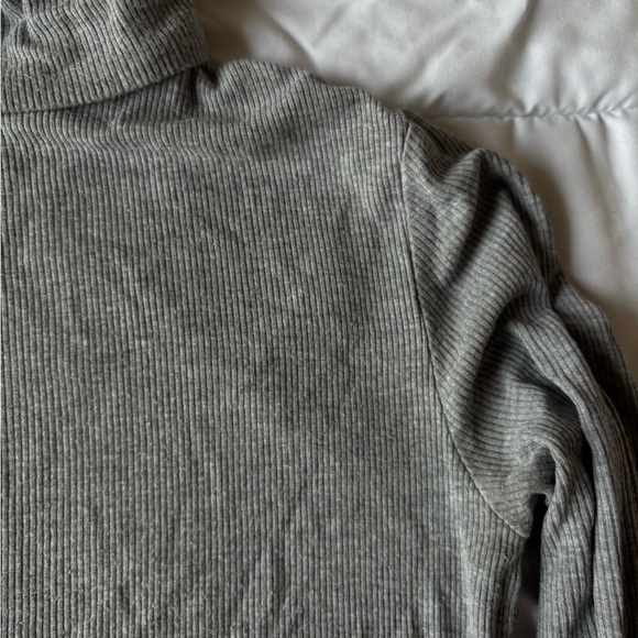 Women’s Grey Ribbed Turtleneck - Small - Picture 2 of 2